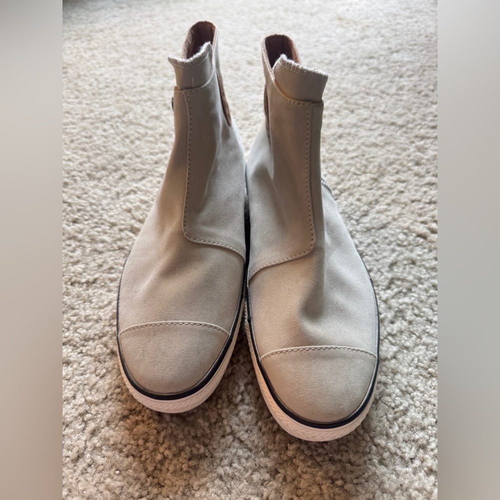 Converse Beige High-Top Sneakers, Size 10